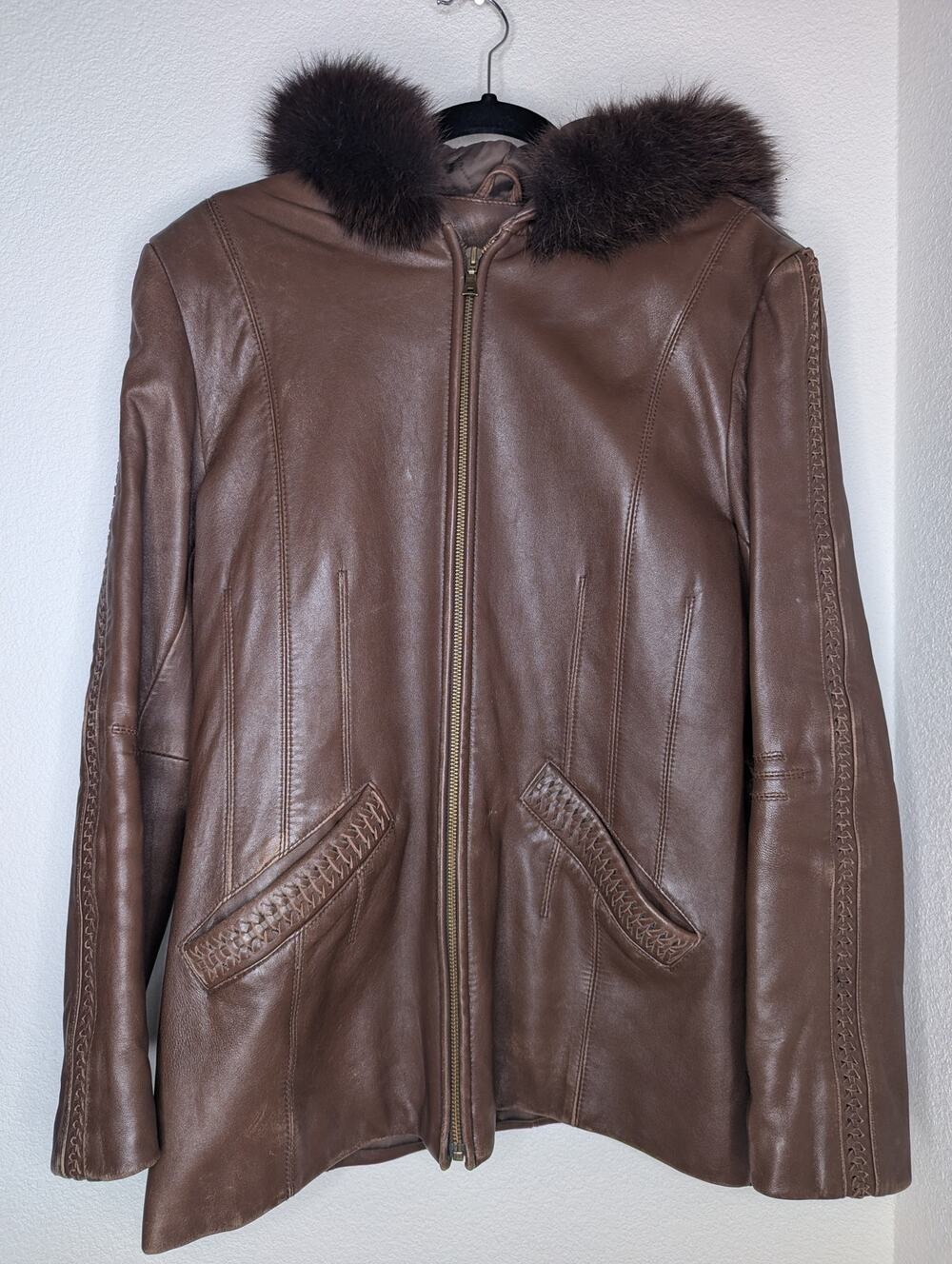 VTG Tiboa Leathers Women's Brown Leather Jacket M 100% Fox Fur Hood Braided Chic